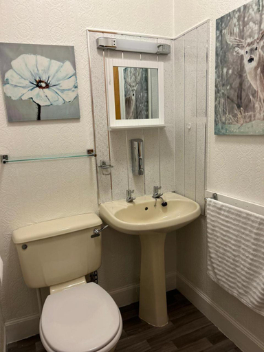 Bathroom 3, Tay Villa, Highland