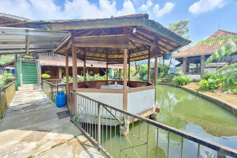 Exterior & Views, Villa Paul Pamijahan RedPartner, Bogor