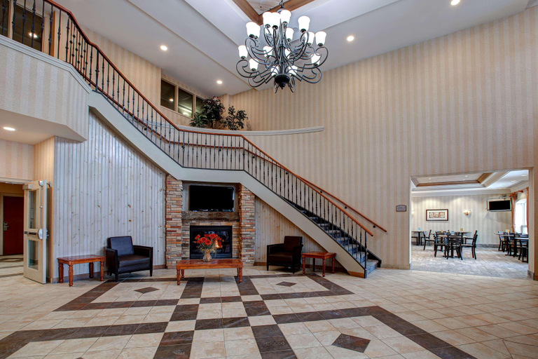 Public Area, Days Inn & Suites by Wyndham Collingwood, Simcoe