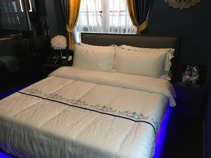 Bedroom 8