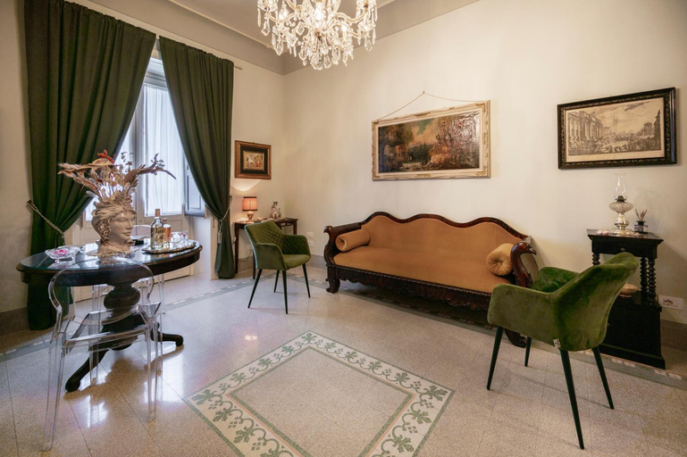 Others 5, SUITE VITTORIO VENETO, Syracuse