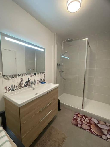 Others 3, Appartement spacieux Brest de 1 a 6 personnes, Finistère