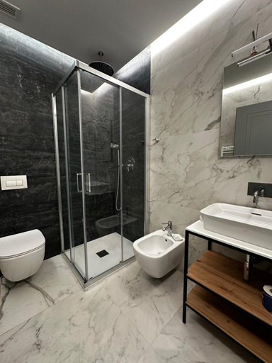 Bathroom 8