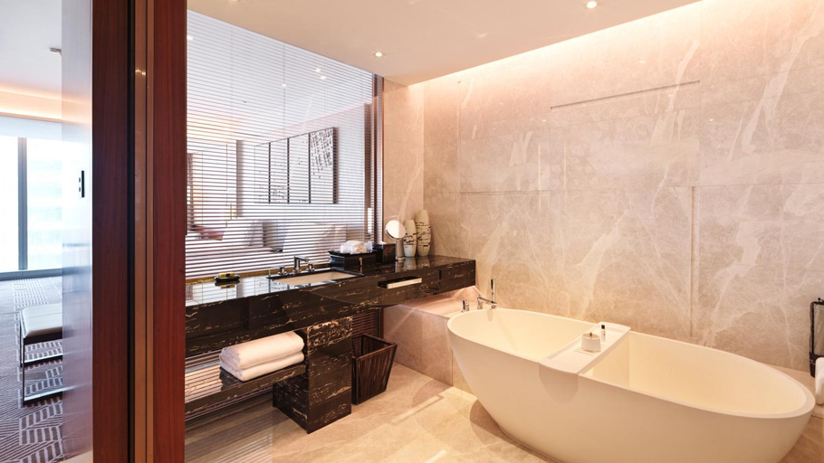 Bathroom 12