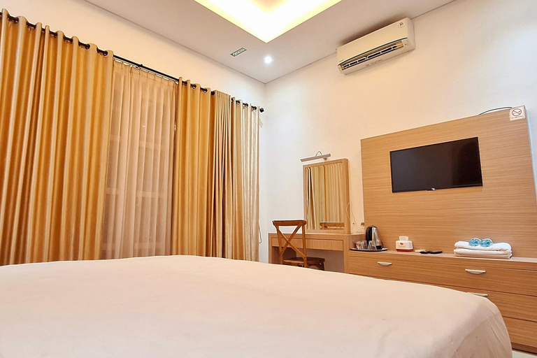 Bedroom 16