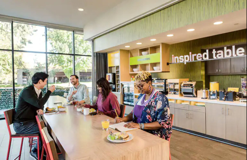 Food & Drinks 5, Home2 Suites By Hilton Guntersville, Marshall
