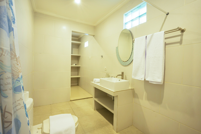 Bathroom, The Nirimas Villa, Badung