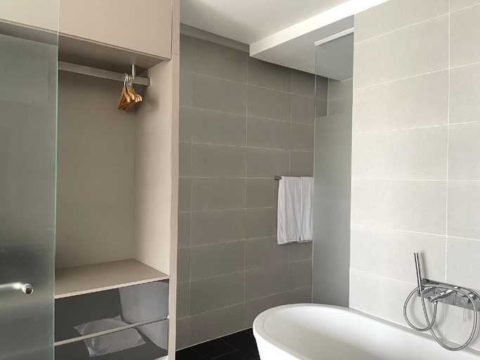 Bathroom, HQ Villa Long Hải | Biệt thự biển 3 phòng ngủ 200m², Long Điền