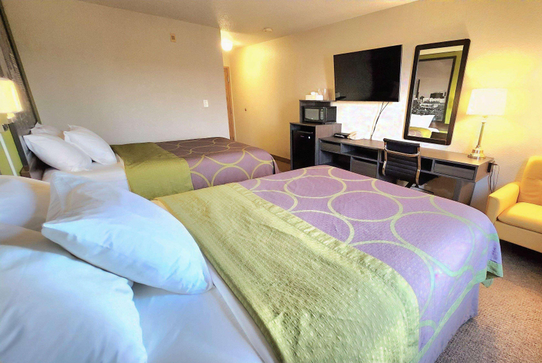 Bedroom 4, Super 8 by Wyndham Portage La Prairie, Division No. 9