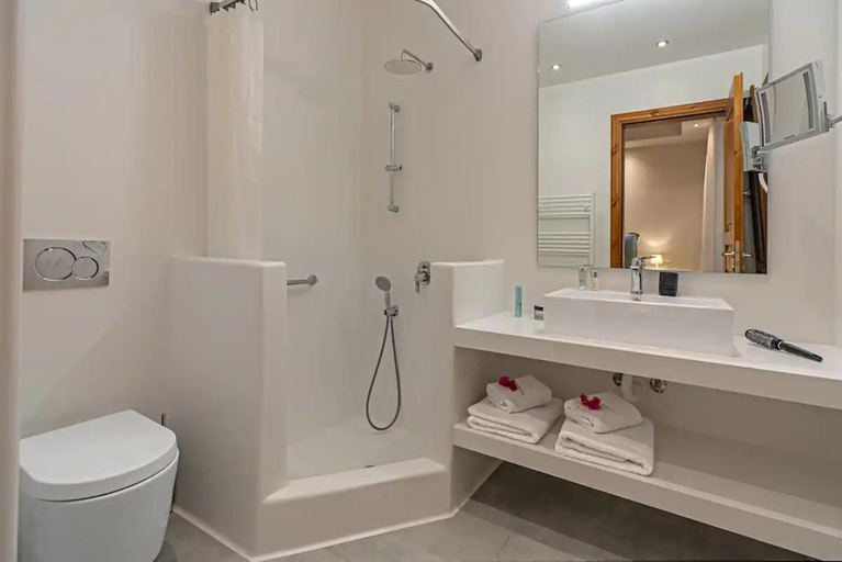 Bathroom, Villa Caves I, Crete