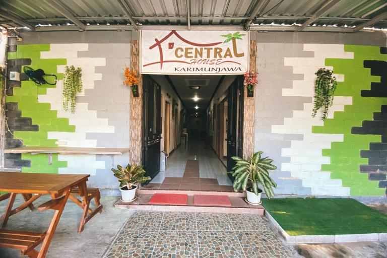 Exterior & Views 2, Central House Karimunjawa Mitra RedDoorz, Jepara