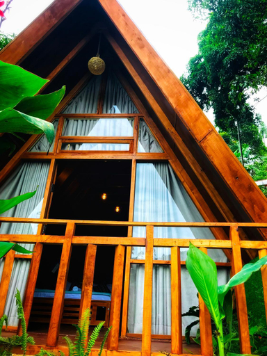 Others 3, the sky pavilion cabana, Ella