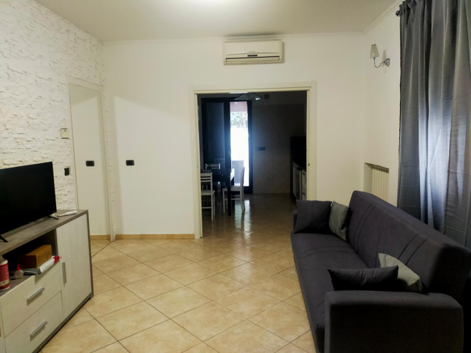 Others 3, Villa Morrina, Taranto