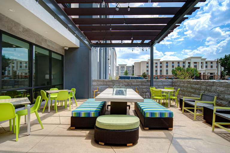 Food & Drinks 5, Home2 Suites by Hilton Burleson, Fort Worth
