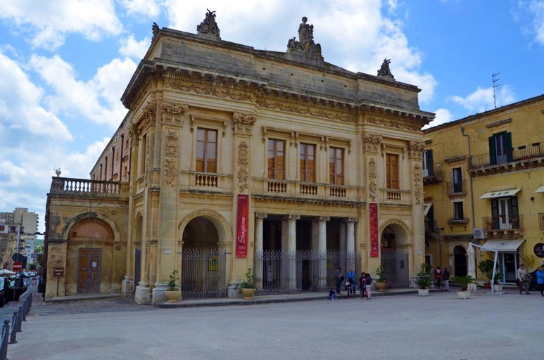 Others 4, Casa Michela, Syracuse