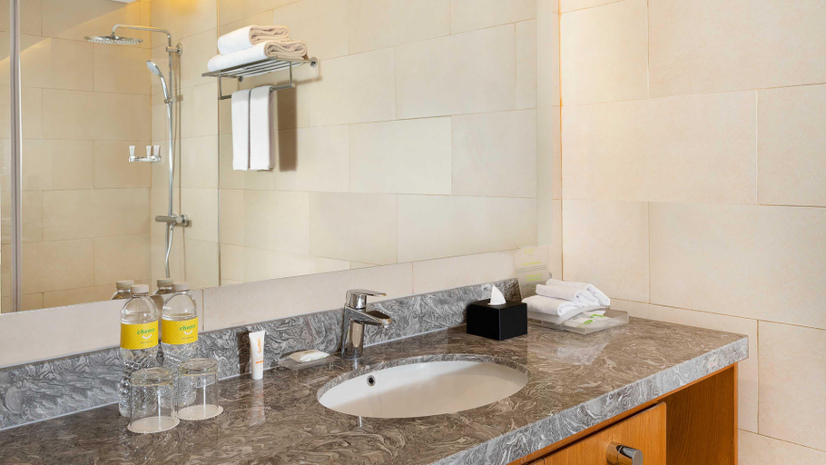 Bathroom 7