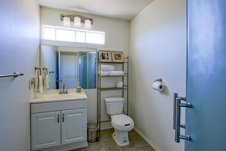 Bathroom 9