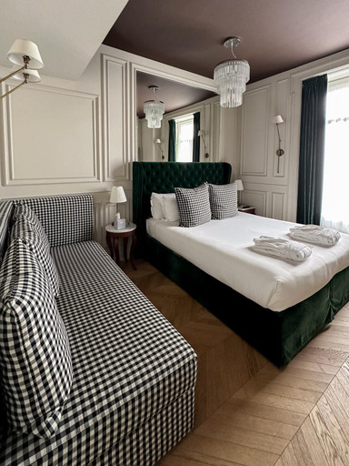 Bedroom 17