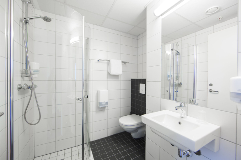 Bathroom 5, Citybox Oslo, Oslo