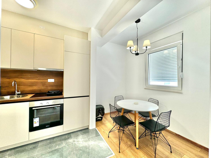 Others 3, One bedroom Apartment 777