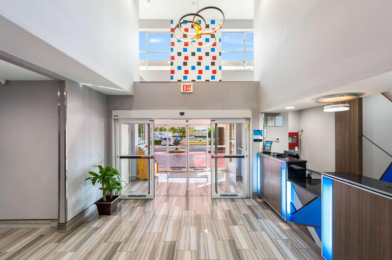 Public Area 2, Clarion Pointe Madison-Huntsville, Madison