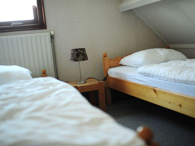 Others 3, Huijsmans Verhuur Type B de Luxe Zuiderdiep 8, Goedereede