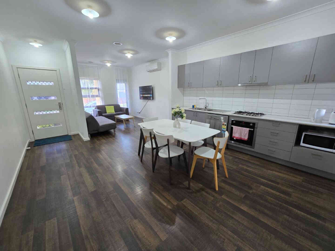 Others 3, Serenity Home 7 by Hiverooms, Cardinia - Pakenham
