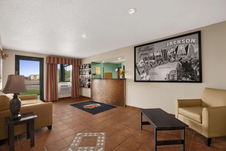 Public Area 2, Quality Inn Jackson North, Jackson
