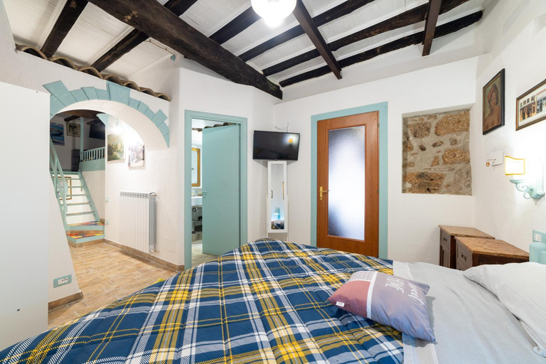 Bedroom 2, Radici Etrusche Sutri, Viterbo