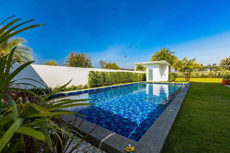 Swimming Pool 7