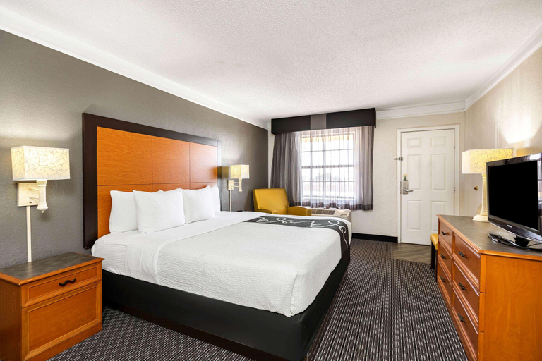 Bedroom 3, Travelodge By Wyndham El Paso - Airport, El Paso