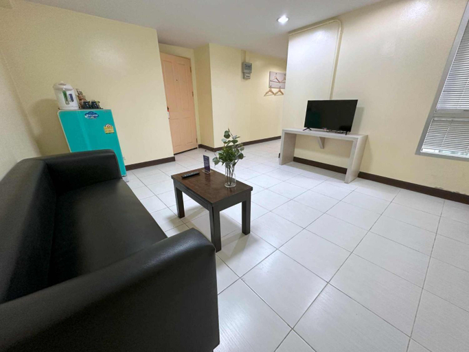 Others 5, Aryan Suites Hotel, Din Dang