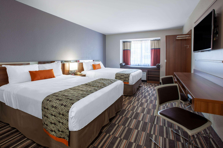 Bedroom 3, Microtel Inn & Suites Sunbury/Columbus I-71N, Delaware