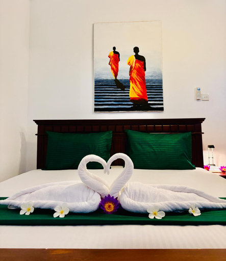 Others 4, Bay Street, Beruwala