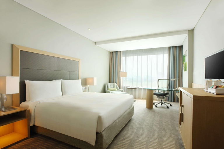 Bedroom 3, DoubleTree by Hilton Jakarta Kemayoran, North Jakarta