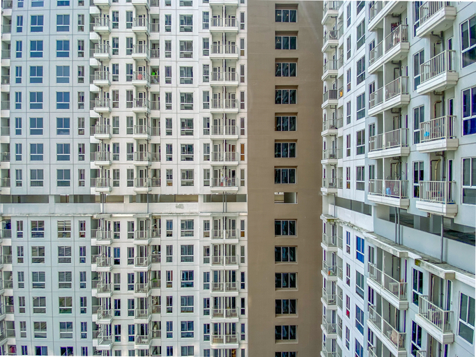 Others 3, Comfort Minimalistic Studio at Tokyo Riverside PIK 2 Apartment By Travelio, Tangerang