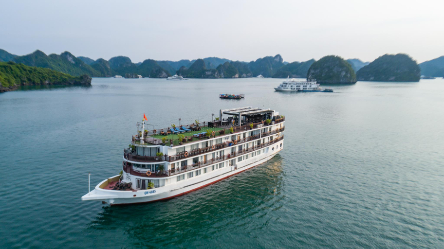 Others 3, Amanda Cruise Ha Long Bay, Hạ Long