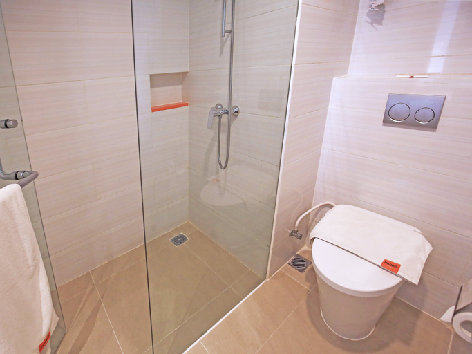 Bathroom 26