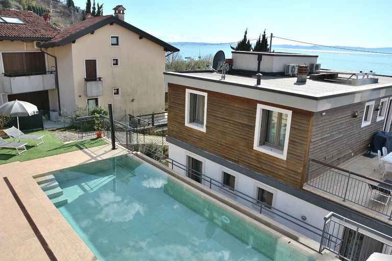 Others 4, North House With Pool And Lake View, Verona