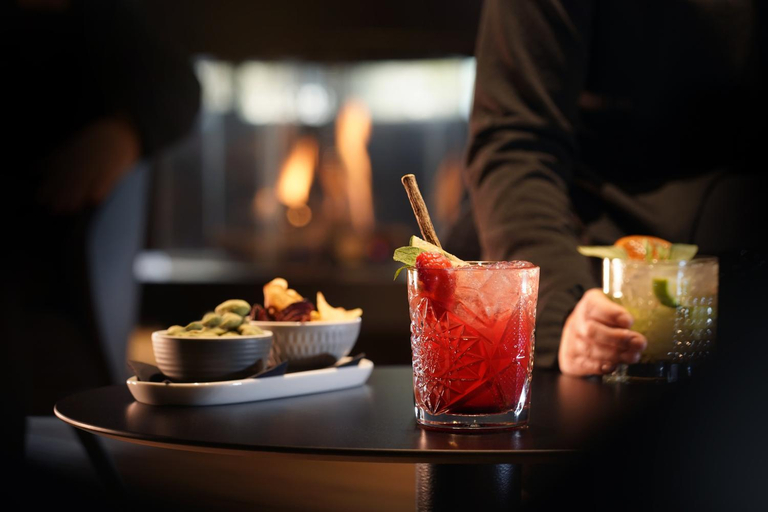 Food & Drinks