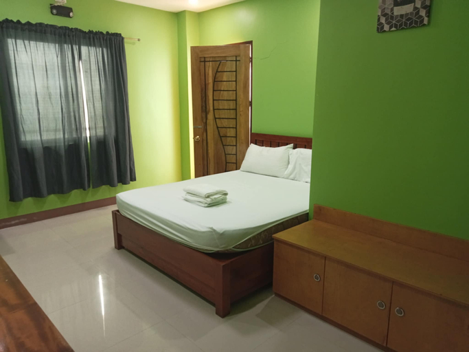 Bedroom 3, Galucksea Beach Resort, Lagonglong