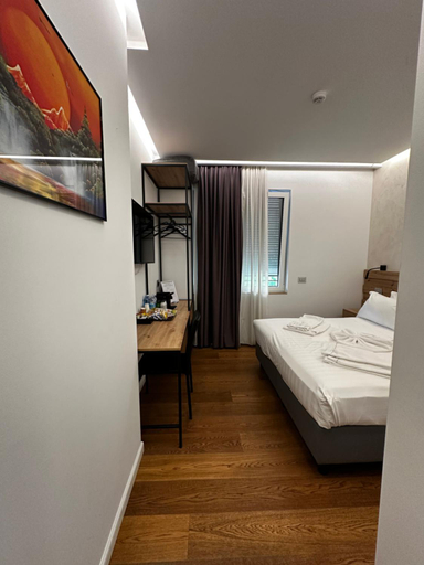 Bedroom 13