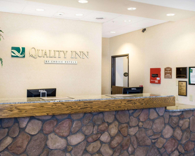 Public Area 2, Quality Inn Oacoma - Chamberlain, Lyman