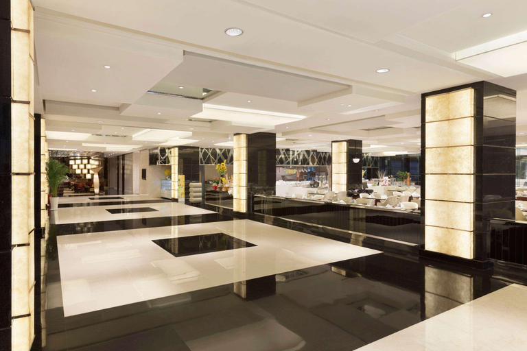 Public Area, Ramada Plaza Lianyungang, Lianyungang