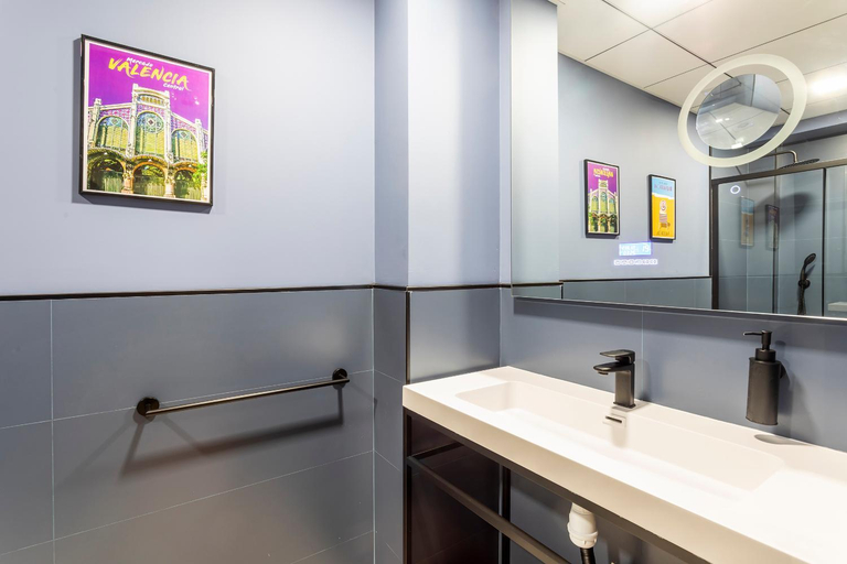 Bathroom 3, Apartamento B Cube by Mimood Aparthotels, Valencia