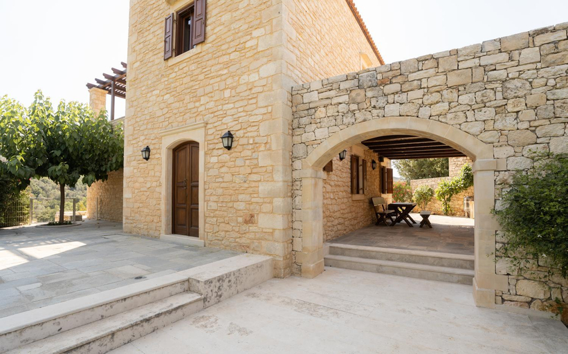 Exterior view 3, Kapediana Villa, Crete