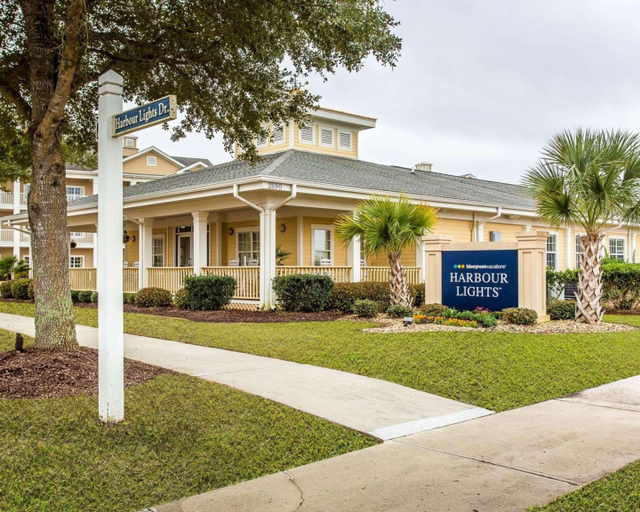 Exterior & Views 1, Bluegreen Vacations Harbour Lights, Horry