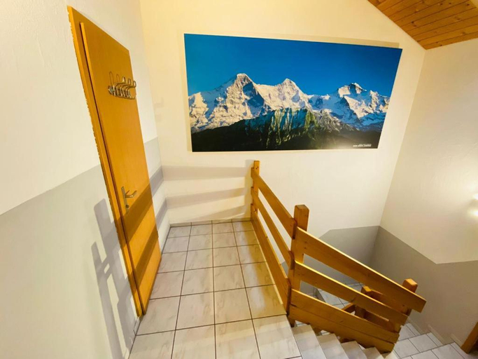 Others 3, Lake View Residence, Interlaken