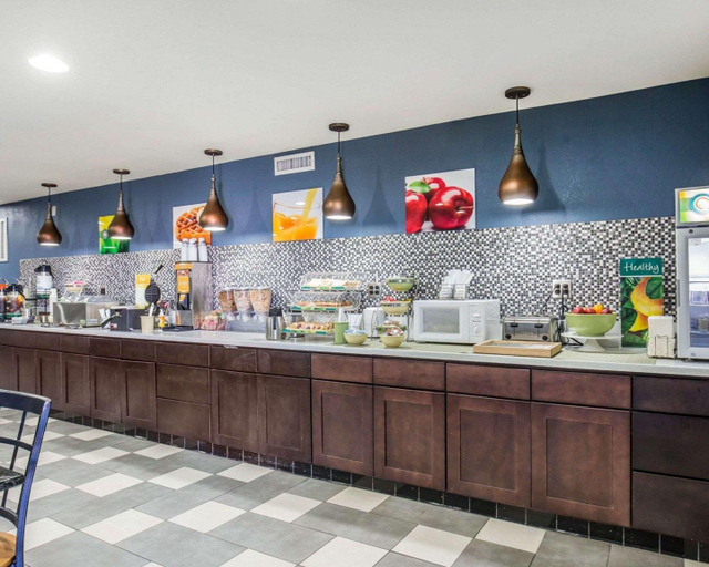 Food & Drinks 4, Rodeway Inn & Suites Northside, San Bernardino