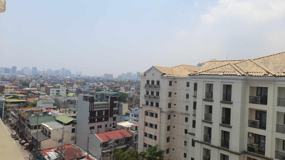 3, C2-9B 81 Newport Boulevard near Terminal 3, Pasay City